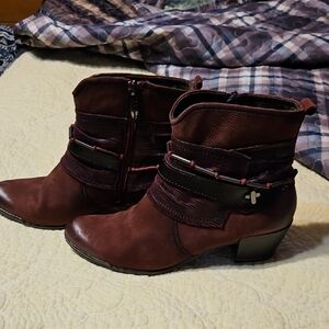 Elegant Maroon Ankle Boots for Women